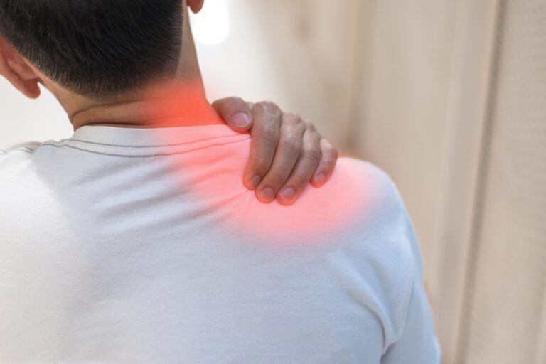 Person having pain in shoulder
